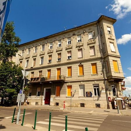 בודפשט Harmonic Apartment In Bem Square מראה חיצוני תמונה
